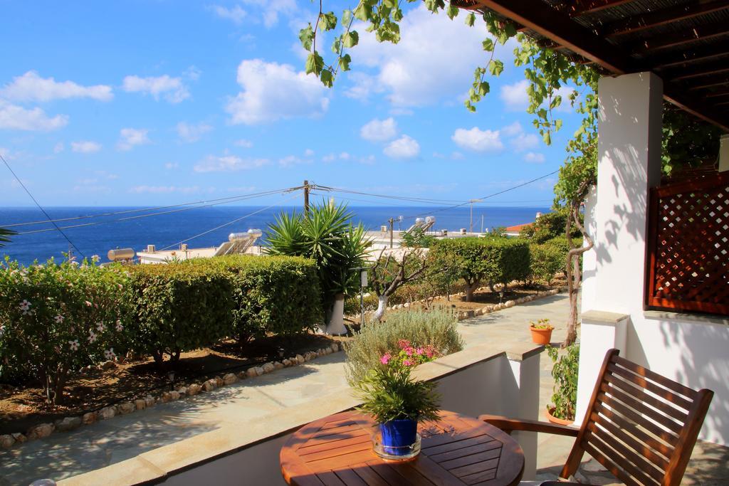 Studios Marfo Batsíon Oda fotoğraf