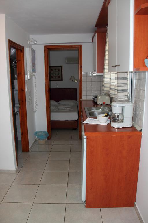 Studios Marfo Batsíon Dış mekan fotoğraf