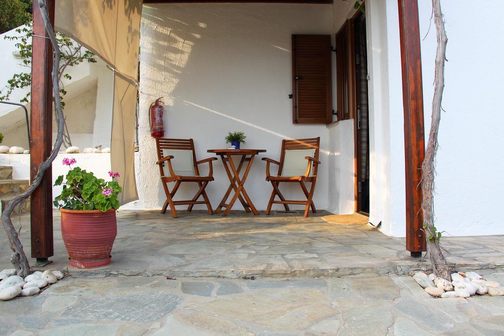 Studios Marfo Batsíon Oda fotoğraf